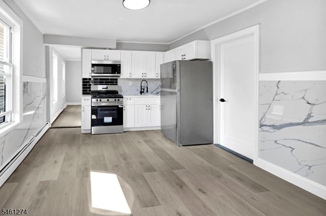 229 Clark Pl, Elizabeth City, NJ 07206