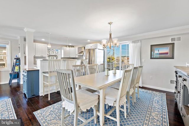 295 N 7TH ST, Surf City, NJ 08008