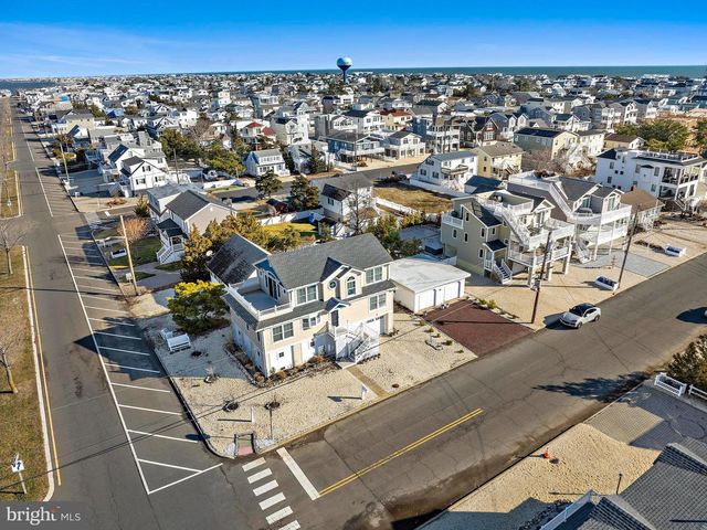 295 N 7TH ST, Surf City, NJ 08008