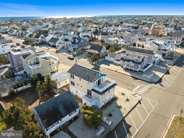 295 N 7TH ST, Surf City, NJ 08008