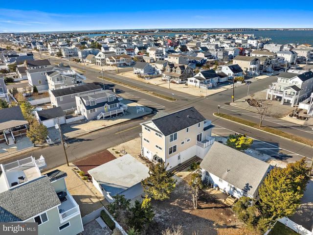 295 N 7TH ST, Surf City, NJ 08008