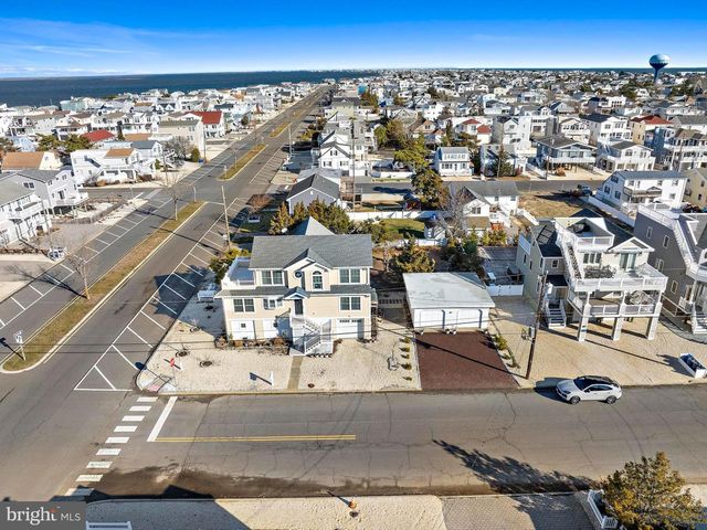 295 N 7TH ST, Surf City, NJ 08008