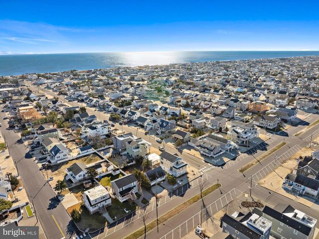 295 N 7TH ST, Surf City, NJ 08008