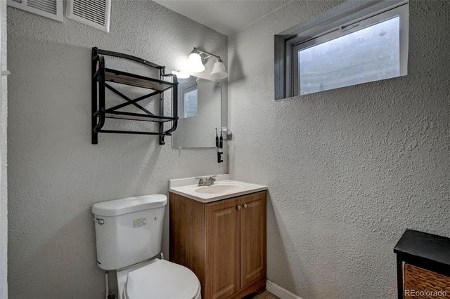 1222 Hartford Street, Colorado Springs, CO 80906