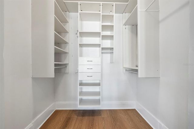 5709 N SUWANEE AVENUE, Tampa, FL 33604