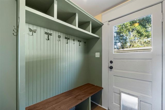 5709 N SUWANEE AVENUE, Tampa, FL 33604