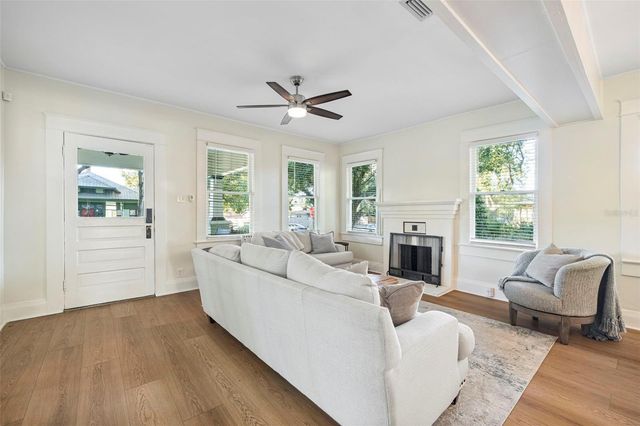 5709 N SUWANEE AVENUE, Tampa, FL 33604