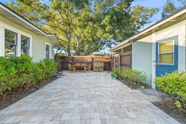 5709 N SUWANEE AVENUE, Tampa, FL 33604