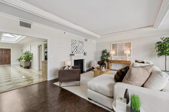 555 Laurel Avenue 614, San Mateo, CA 94401