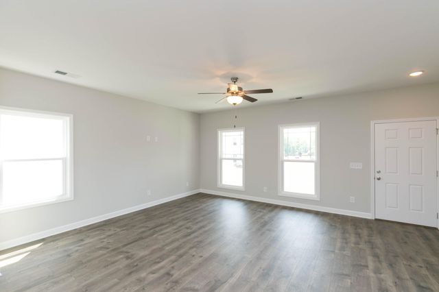 1608 Cotton Way, Chattanooga, TN 37404