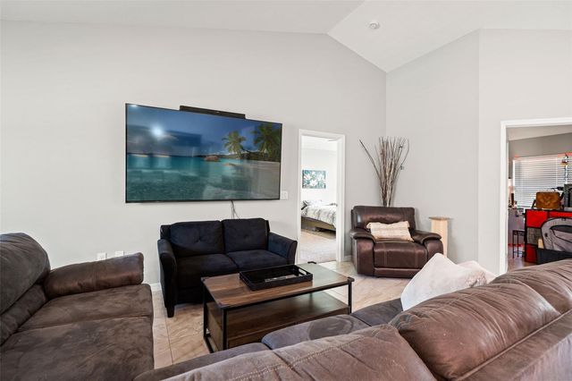 12015 PHOENIX AVENUE, Weeki Wachee, FL 34614