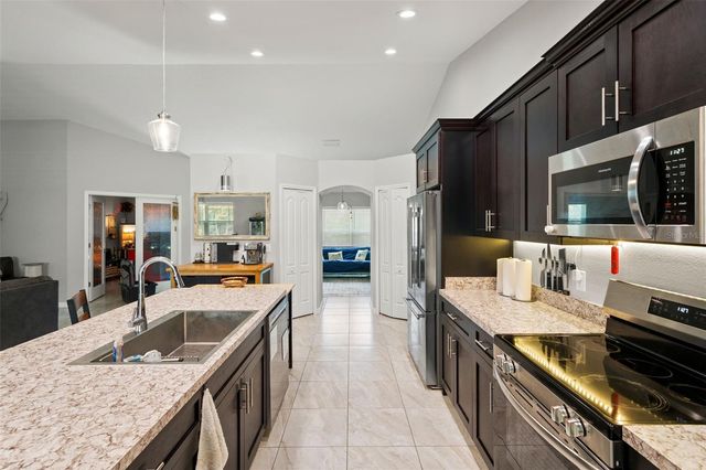 12015 PHOENIX AVENUE, Weeki Wachee, FL 34614