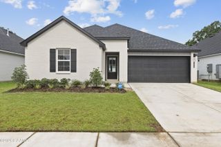 105 Harvest Falls Drive, Broussard, LA 70518