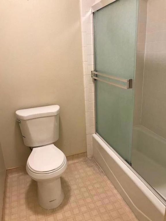 Image 11 of property listing at 1056 Padre Drive 4, Salinas, CA 93901