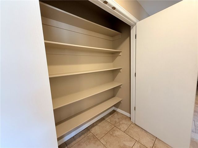 6297 and 6299 W Milliken Bend, Fayetteville, AR 72704