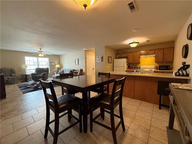 6297 and 6299 W Milliken Bend, Fayetteville, AR 72704