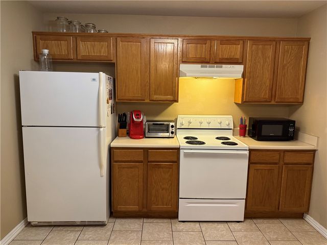 6297 and 6299 W Milliken Bend, Fayetteville, AR 72704