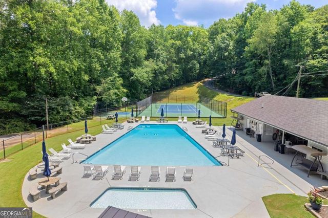 6220 Eagle Court, Gainesville, GA 30506