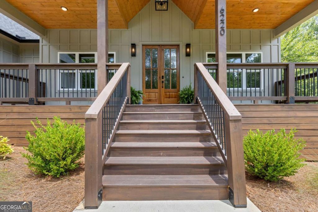 6220 Eagle Court, Gainesville, GA 30506