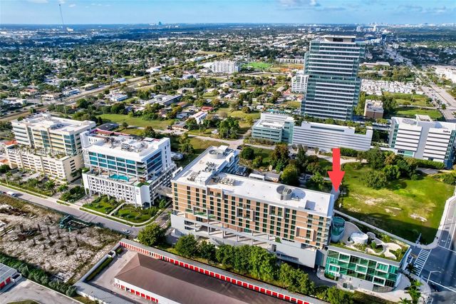21290 Biscayne 210 210, Aventura, FL 33180