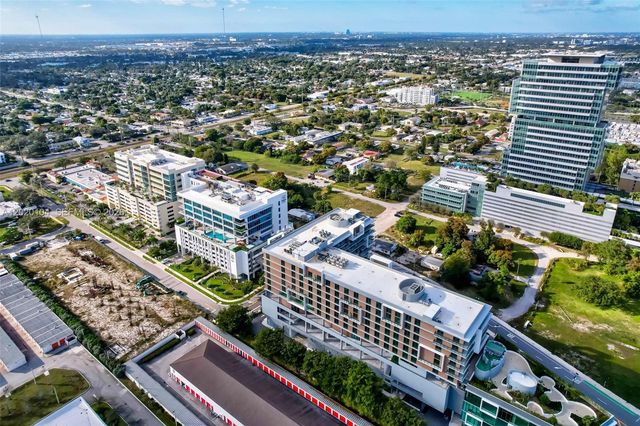 21290 Biscayne 210 210, Aventura, FL 33180