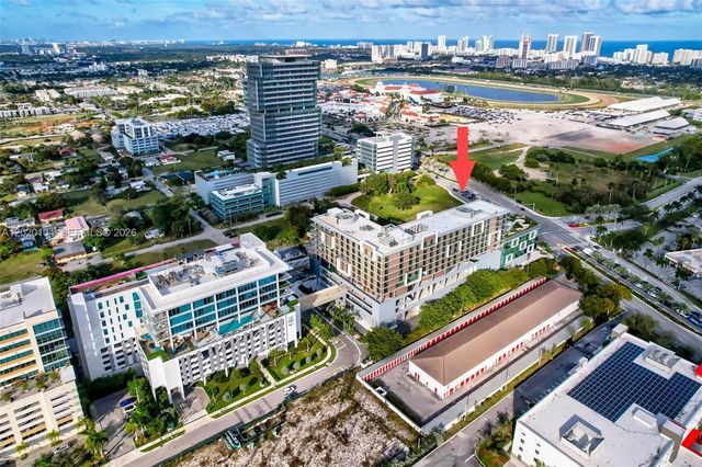 21290 Biscayne 210 210, Aventura, FL 33180