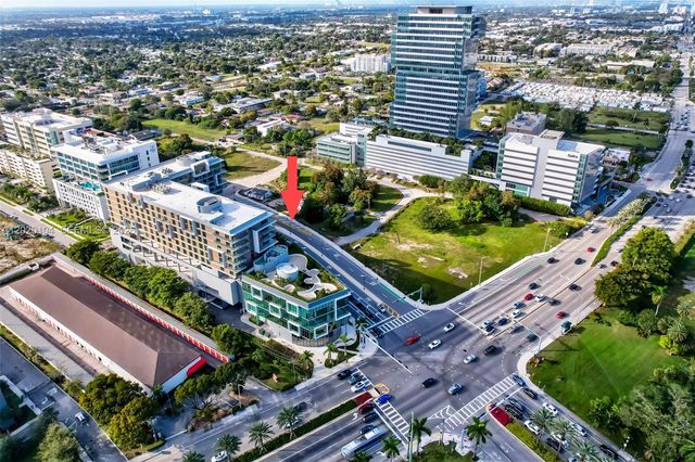 21290 Biscayne 210 210, Aventura, FL 33180