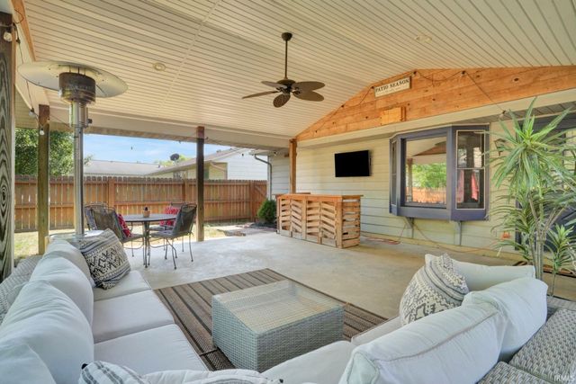 3109 Saratoga Drive, Evansville, IN 47715