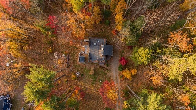 15 Lake View Drive, Woodstock, NY 12448
