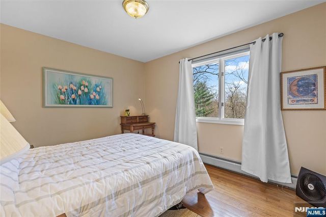 108 Cheshire Lane, Ringwood, NJ 07456