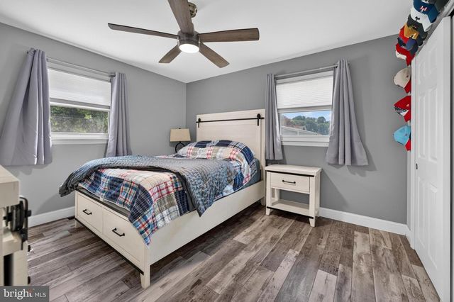 248 DEARBORNE AVE, Blackwood, NJ 08012