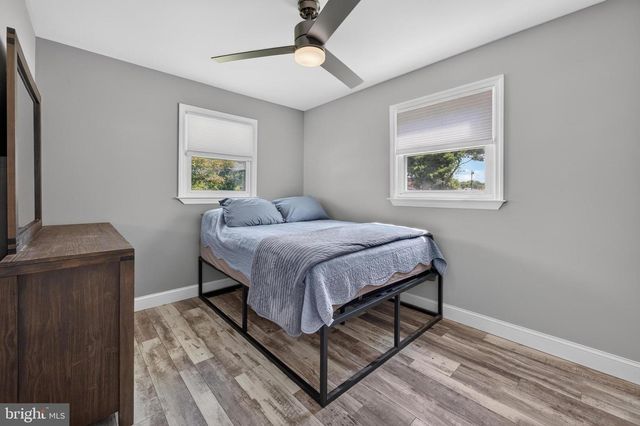 248 DEARBORNE AVE, Blackwood, NJ 08012