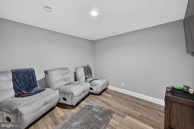 248 DEARBORNE AVE, Blackwood, NJ 08012