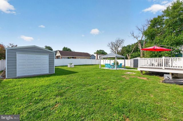 248 DEARBORNE AVE, Blackwood, NJ 08012