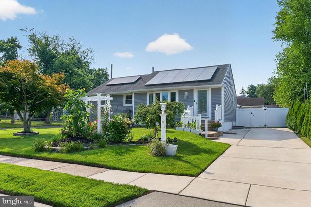 248 DEARBORNE AVE, Blackwood, NJ 08012