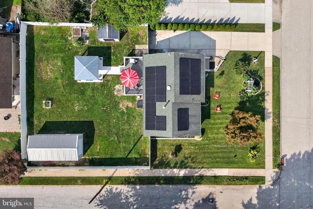 248 DEARBORNE AVE, Blackwood, NJ 08012