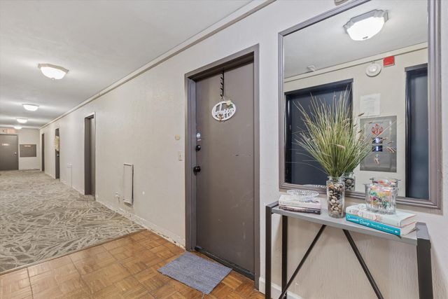 2277 Union Ave Apt 206, Memphis, TN 38104