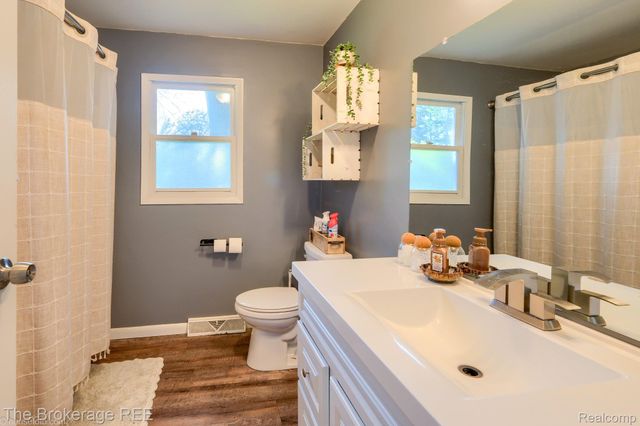 6288 Porter Road, Grand Blanc Charter Township, MI 48439