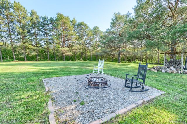 6288 Porter Road, Grand Blanc Charter Township, MI 48439