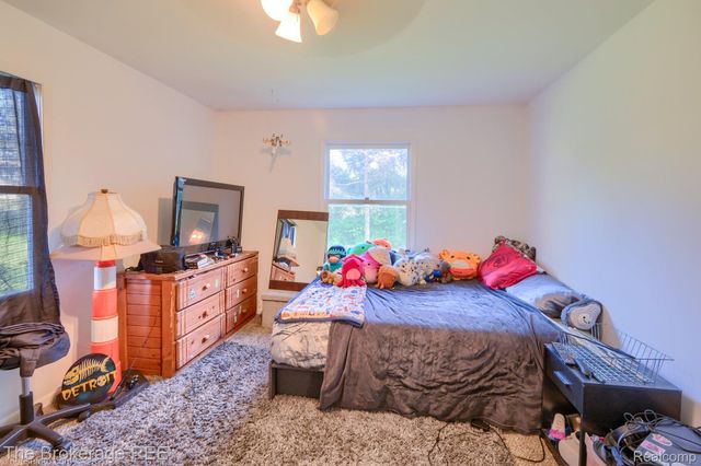 6288 Porter Road, Grand Blanc Charter Township, MI 48439