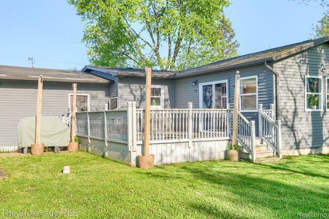 6288 Porter Road, Grand Blanc Charter Township, MI 48439