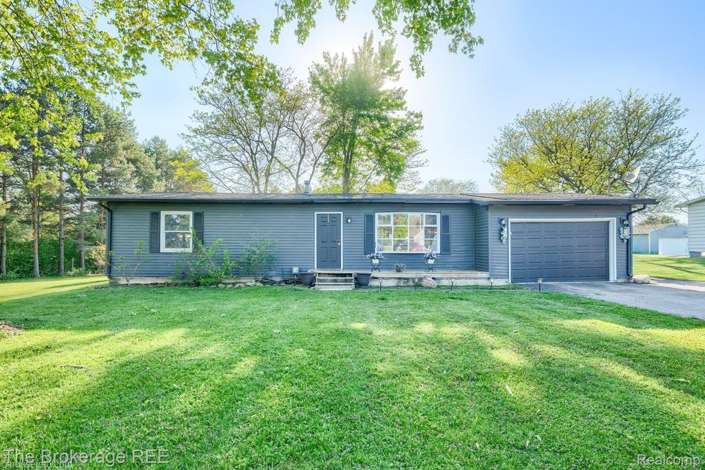 6288 Porter Road, Grand Blanc Charter Township, MI 48439