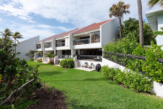 2335 S Ocean Boulevard 19e, Palm Beach, FL 33480
