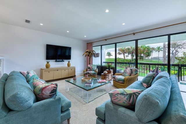 2335 S Ocean Boulevard 19e, Palm Beach, FL 33480