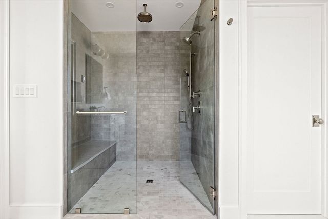 8 Common Court, Lexington, MA 02421