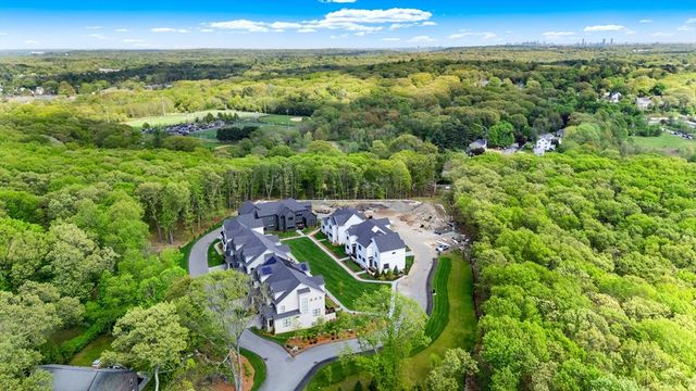 8 Common Court, Lexington, MA 02421