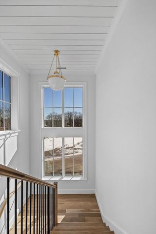 8 Common Court, Lexington, MA 02421