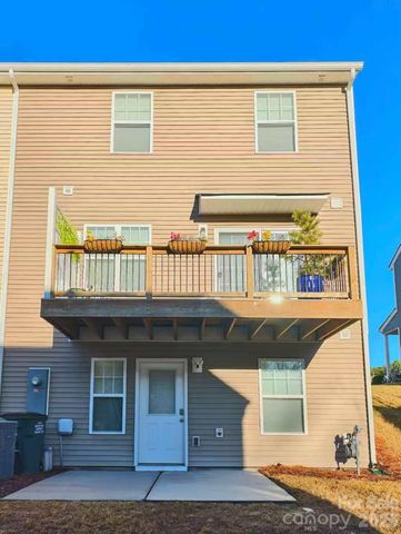 14432 Targert Lane, Charlotte, NC 28278