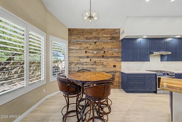 8356 W STAGHORN Road, Peoria, AZ 85383