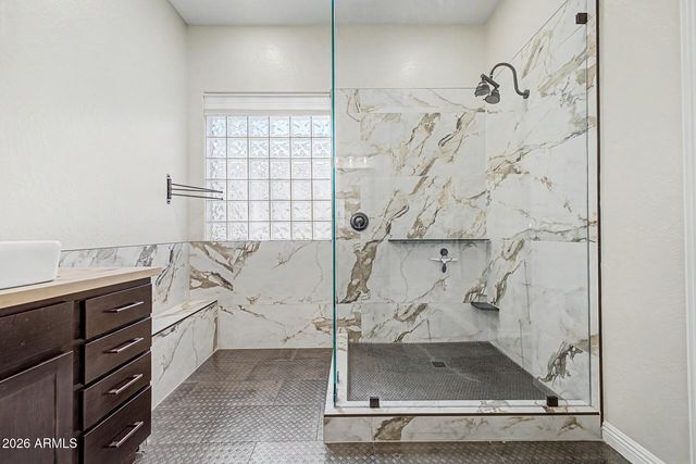 8356 W STAGHORN Road, Peoria, AZ 85383